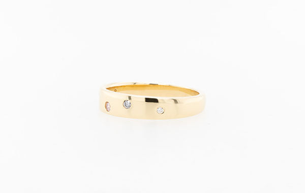 Wedding Ring Pink Blue & White Diamonds Tapered 18Y