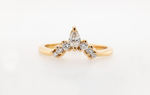 Wedding Ring Marquise Diamonds 18R