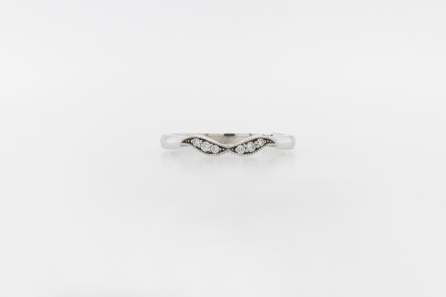Wedding Ring Fancy Millgrain Diamonds