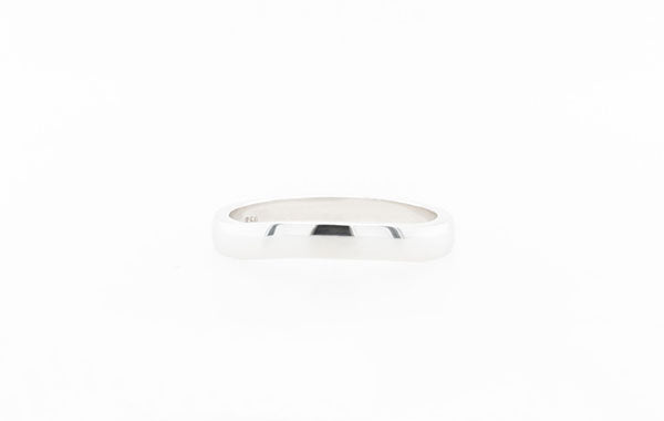 Wedding Ring 18W 2.8mm wide 1.4mm wall