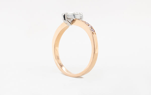 Engagement Ring 0.60ct Pear & Pink Diamonds