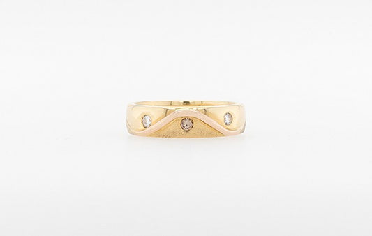Wedding Ring Diamond Textured