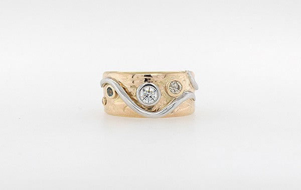 Diamond & Aquamarine Embossed Ring