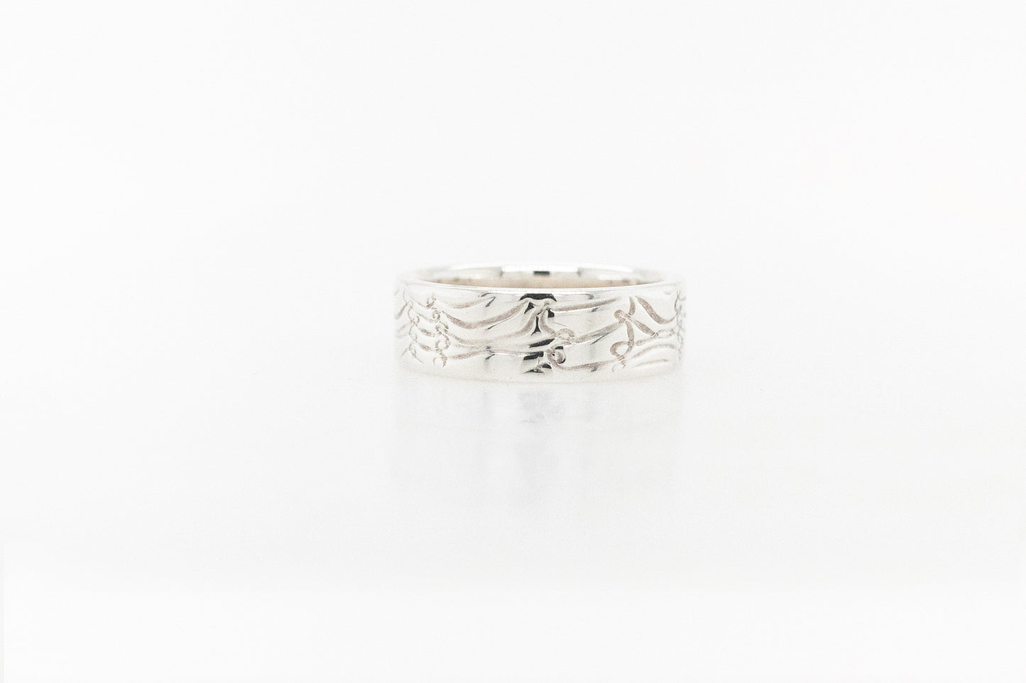 Gents Embossed Ring 7.57g