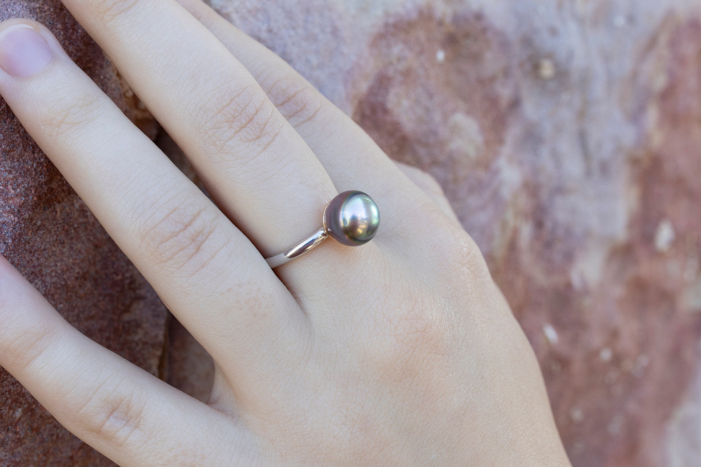Pearl Ring 9.5mm 18WR