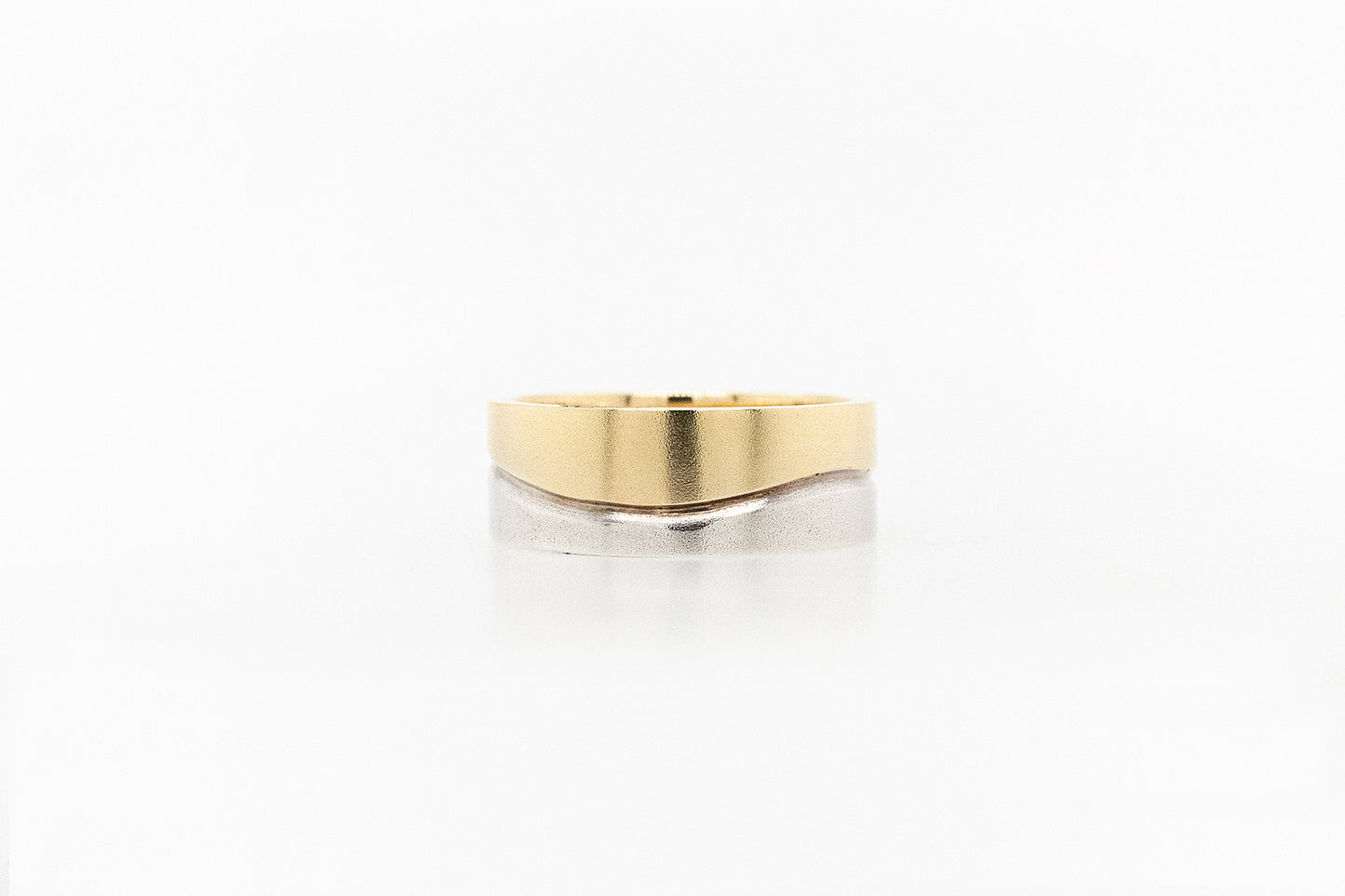 Wedding Ring Wave Design 18Y SS