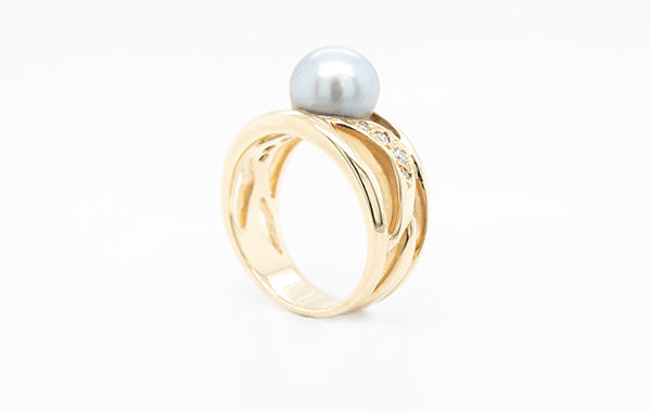 Pearl & Diamond Ring