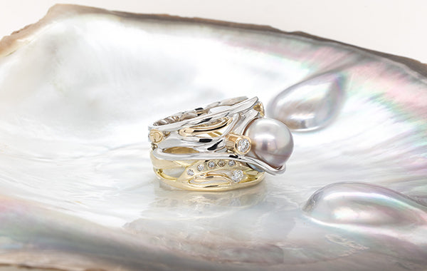 Diamond & Light Mauve Pearl Ring