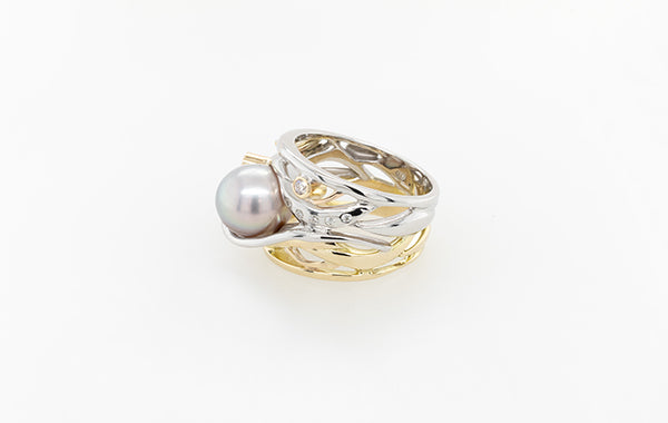 Diamond & Light Mauve Pearl Ring