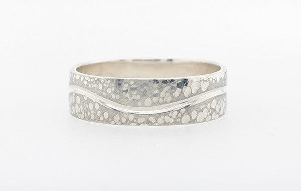 Wedding Ring SS Wave 7.5mm wide 1mm wall