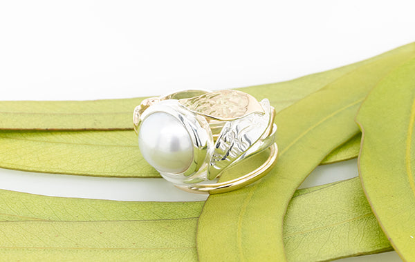 Broome Pearl Embossed Leaf Ring