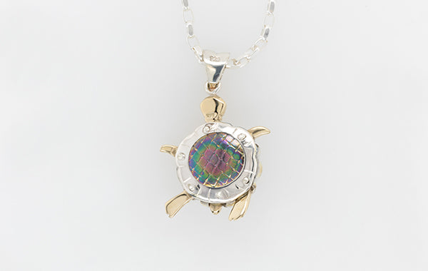 Turtle (Articulated) Mabe Two-Tone Pendant