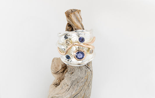 Embossed Wide Molten Tanzanite Sapphire Ring