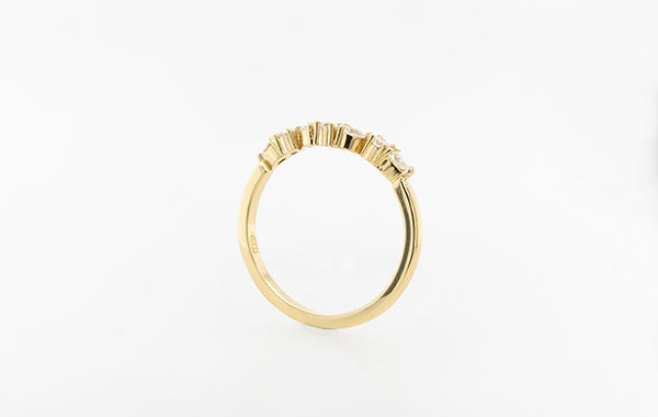 Wedding Ring Fitted Round & Pear Diamonds