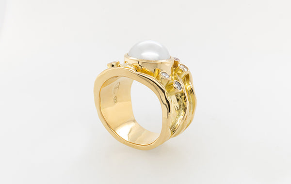 South Sea Pearl, Pink and White Diamond Molten Ring