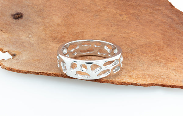 Coral Gent's Ring in Silver