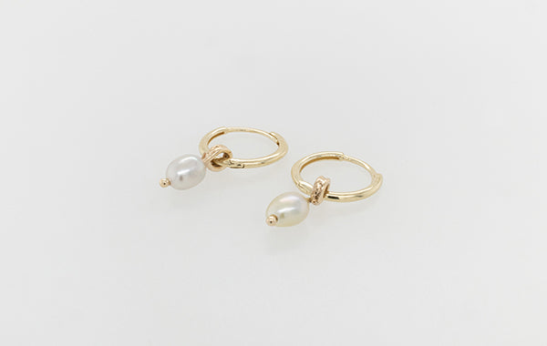 Keshi Huggie Earrings