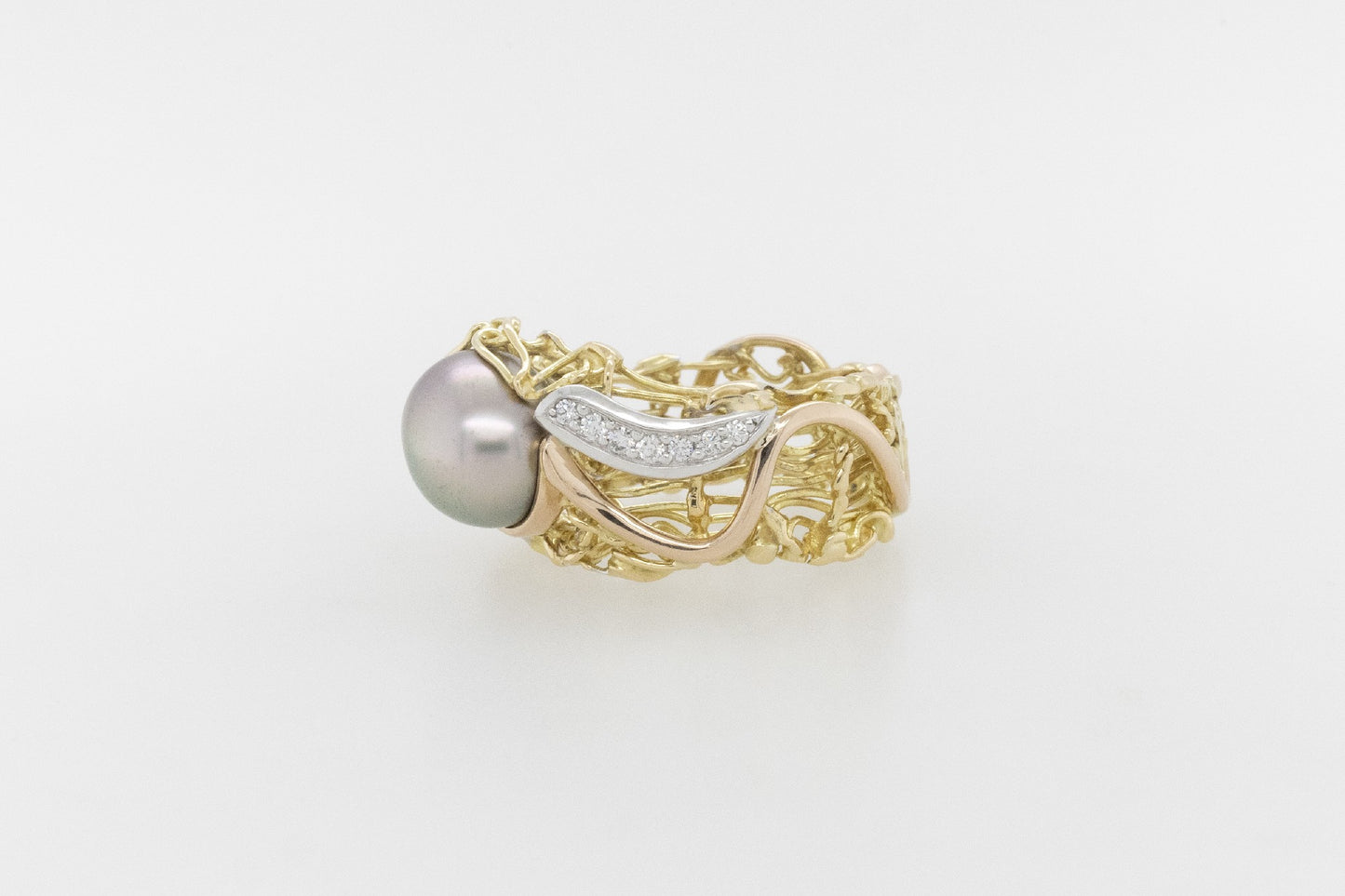 French Knit Pink & White Diamond Pearl Ring