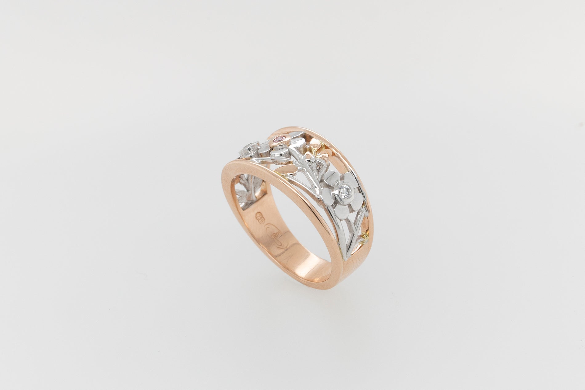 Geraldton Wax 3 Flower Pink Diamond Ring