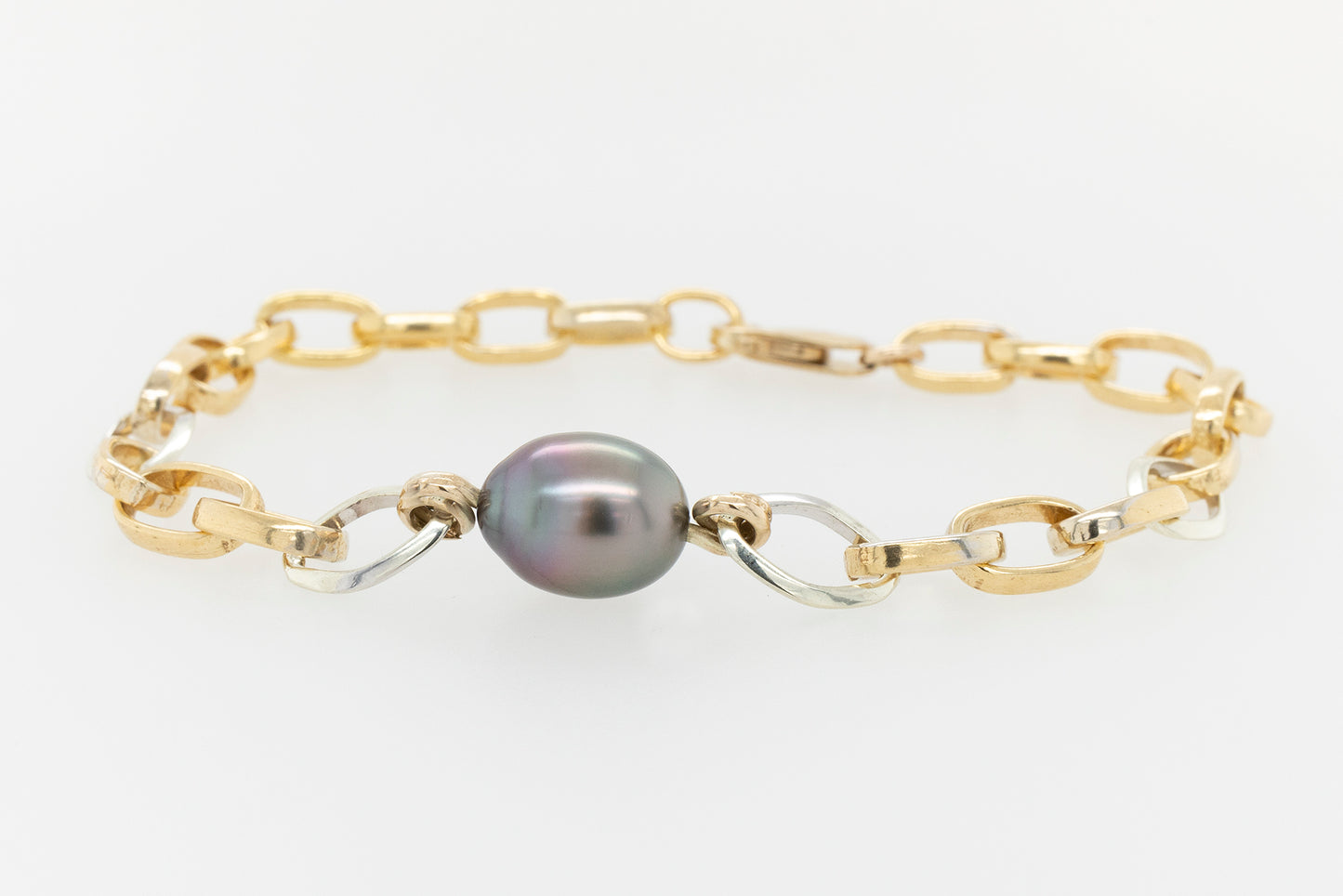 Two-Toned, Abrolhos Island Pearl Bracelet