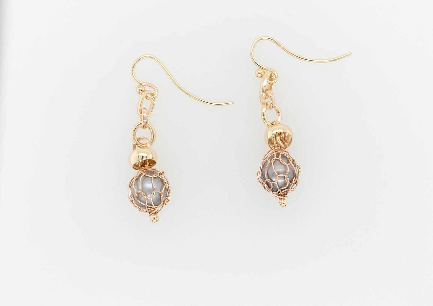 Abrolhos Pearl Knitted Chain Earrings Two-tone 9YR