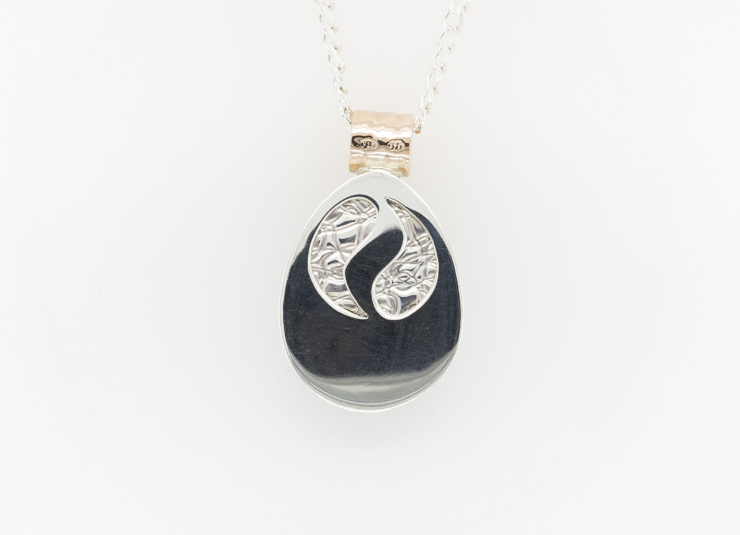 Embossed Mabe Pendant Rose & Silver