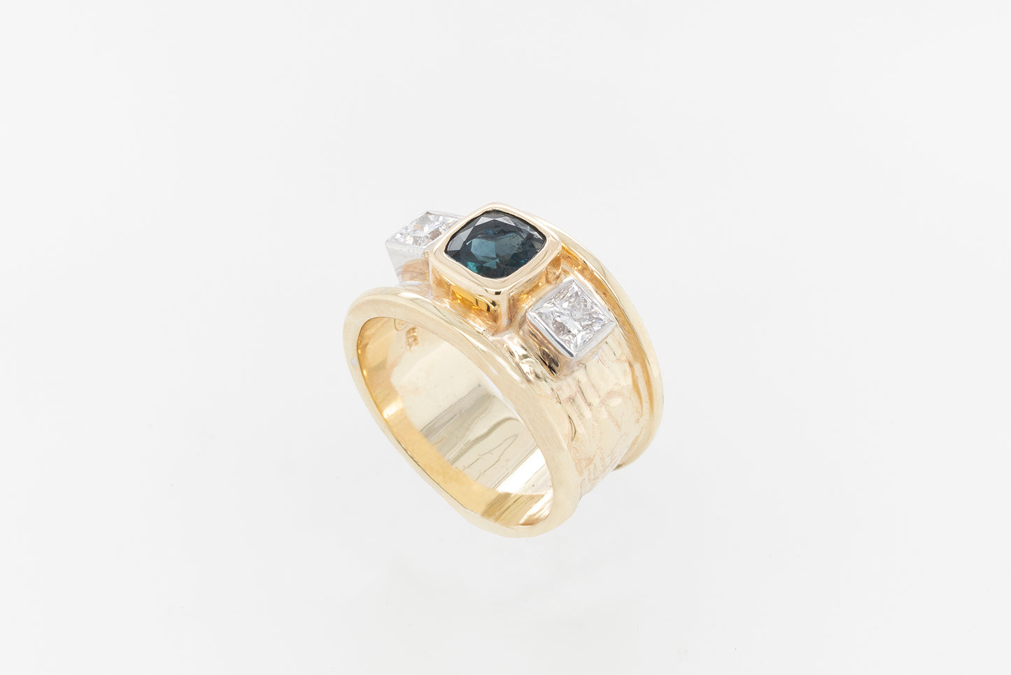 Sapphire Cushion & White Diamonds Embossed Ring