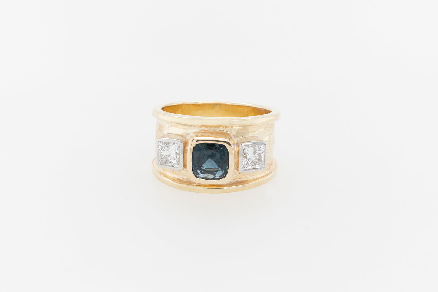 Sapphire & Diamond Embossed Ring