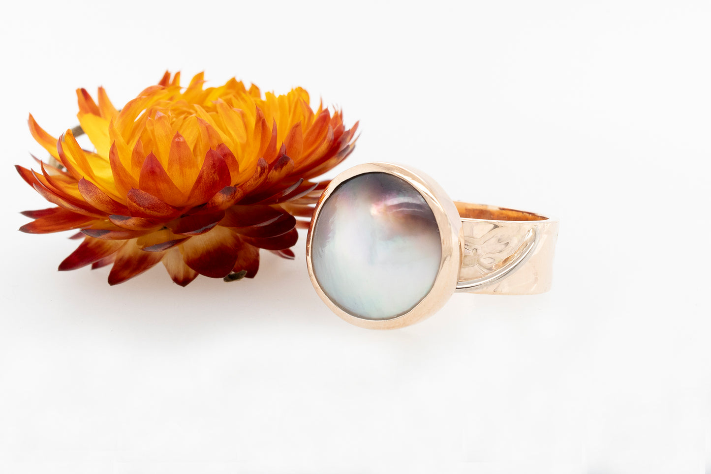 Embossed Duo Colour Mabe Ring