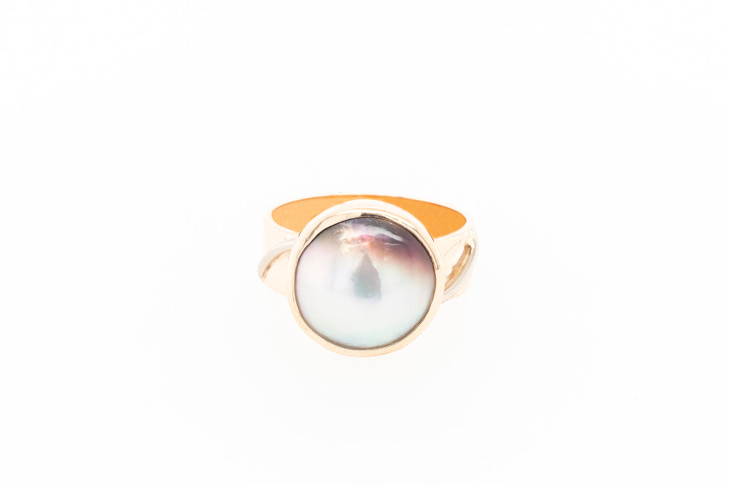 Embossed Duo Colour Mabe Ring