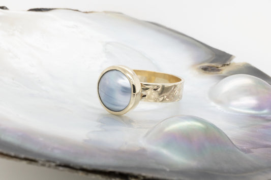 Embossed Mabe Ring Blue and Gold