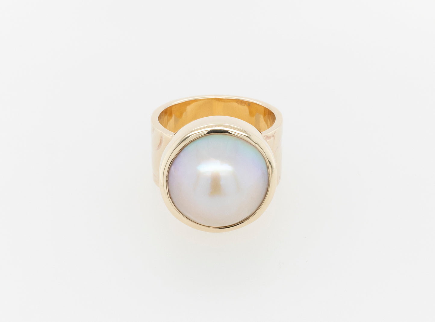 Thick Band Embossed Mabe Ring