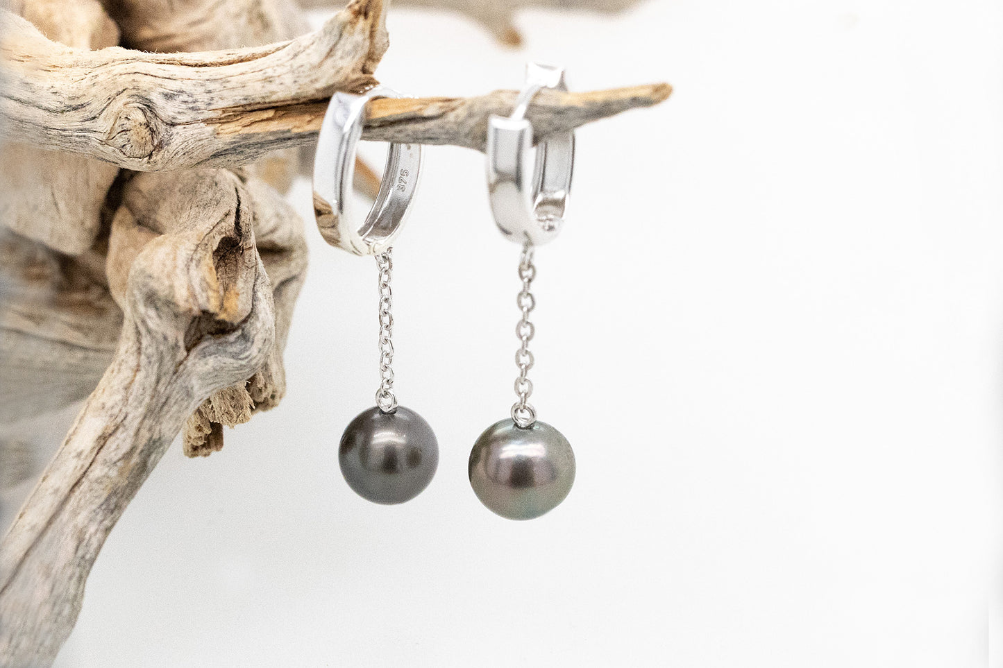 Oval Huggies With Fine Chain Drop Pearls