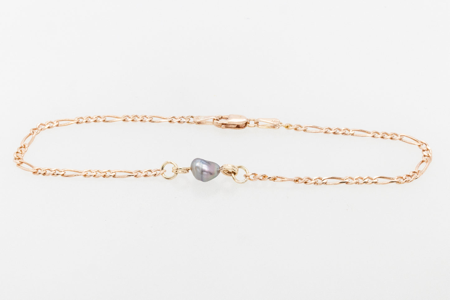 Abrolhos Island Keshi Figaro Bracelet