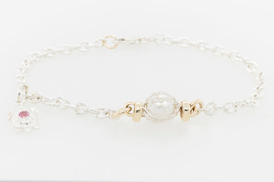 Knitted Pearl Bracelet