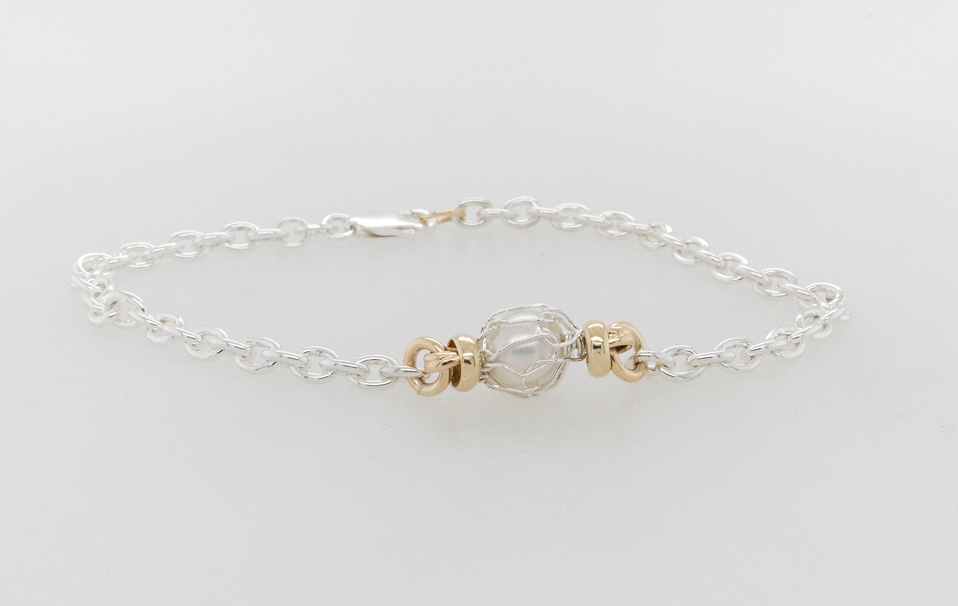 Knitted Pearl Bracelet