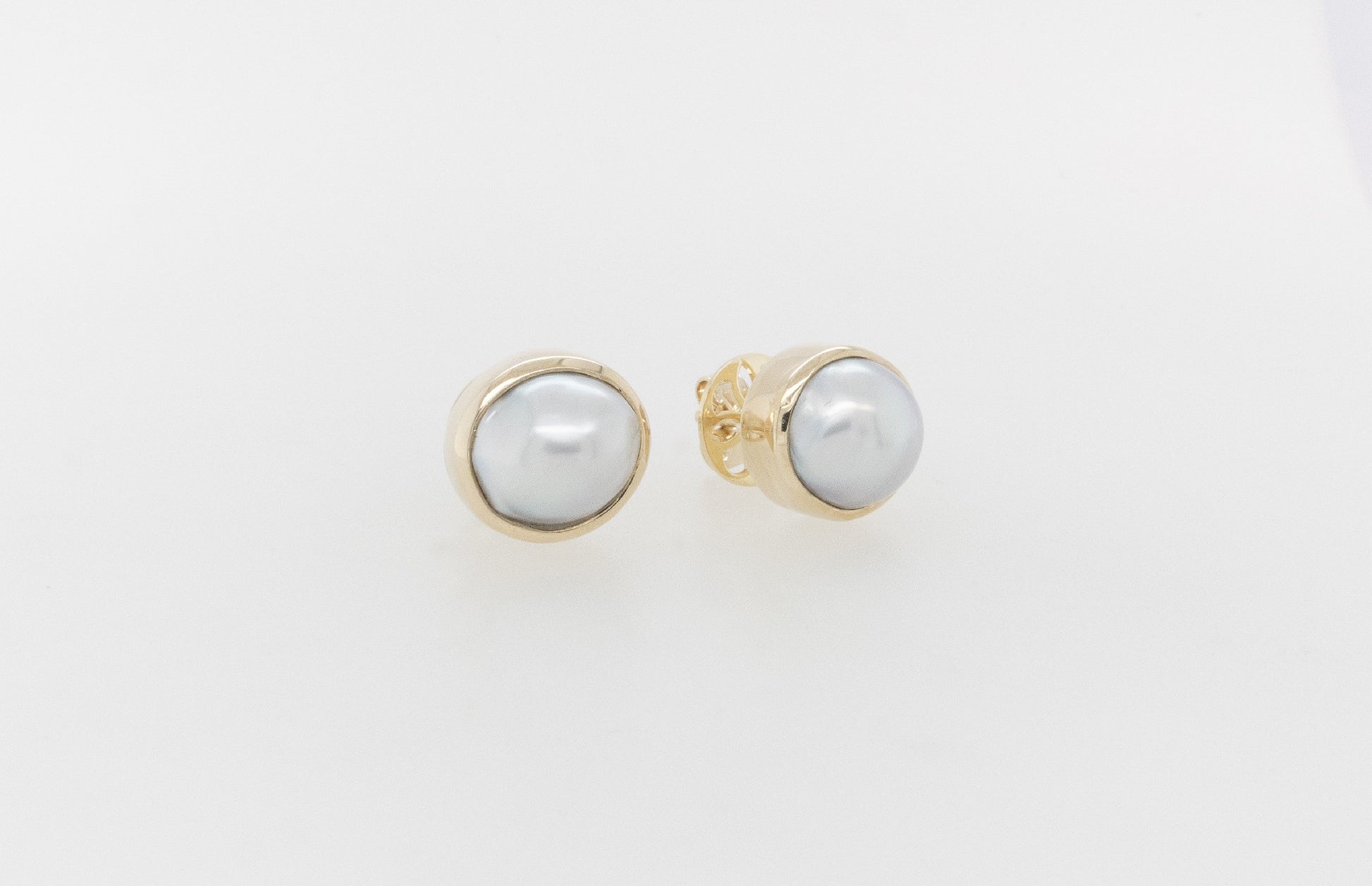 Abrolhos Island Half Pearl Studs