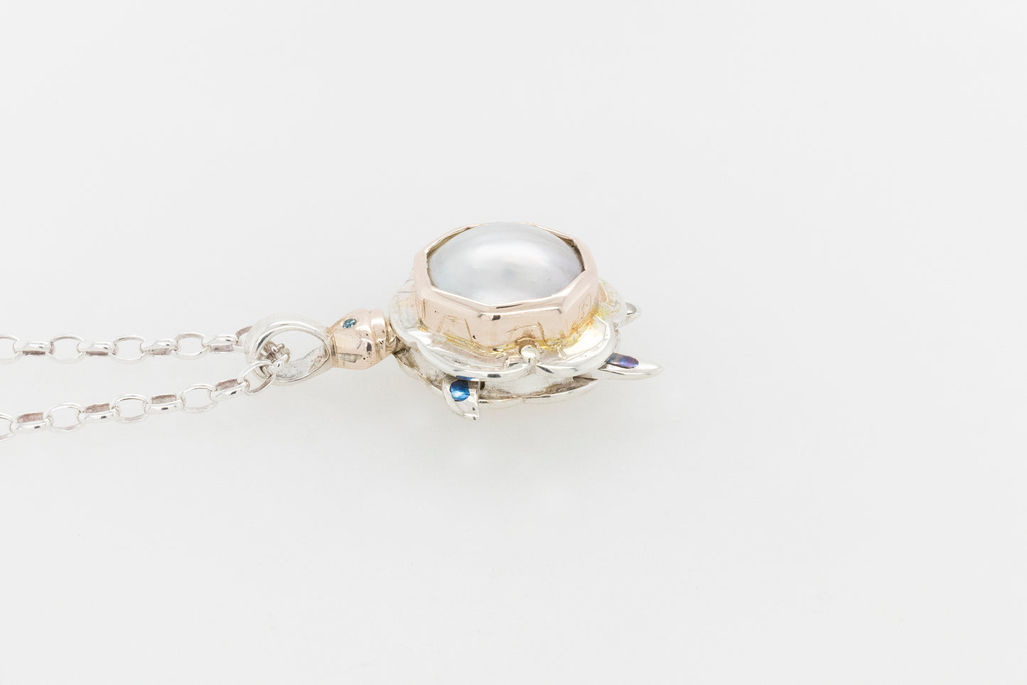 Abrolhos Islands Octagonal Mabe Pearl Turtle Pendant