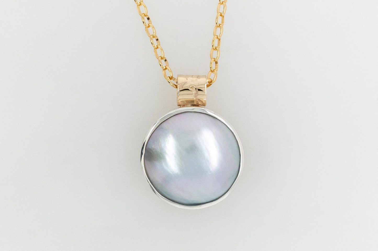 Abrolhos Island Mabe Pearl Pendant