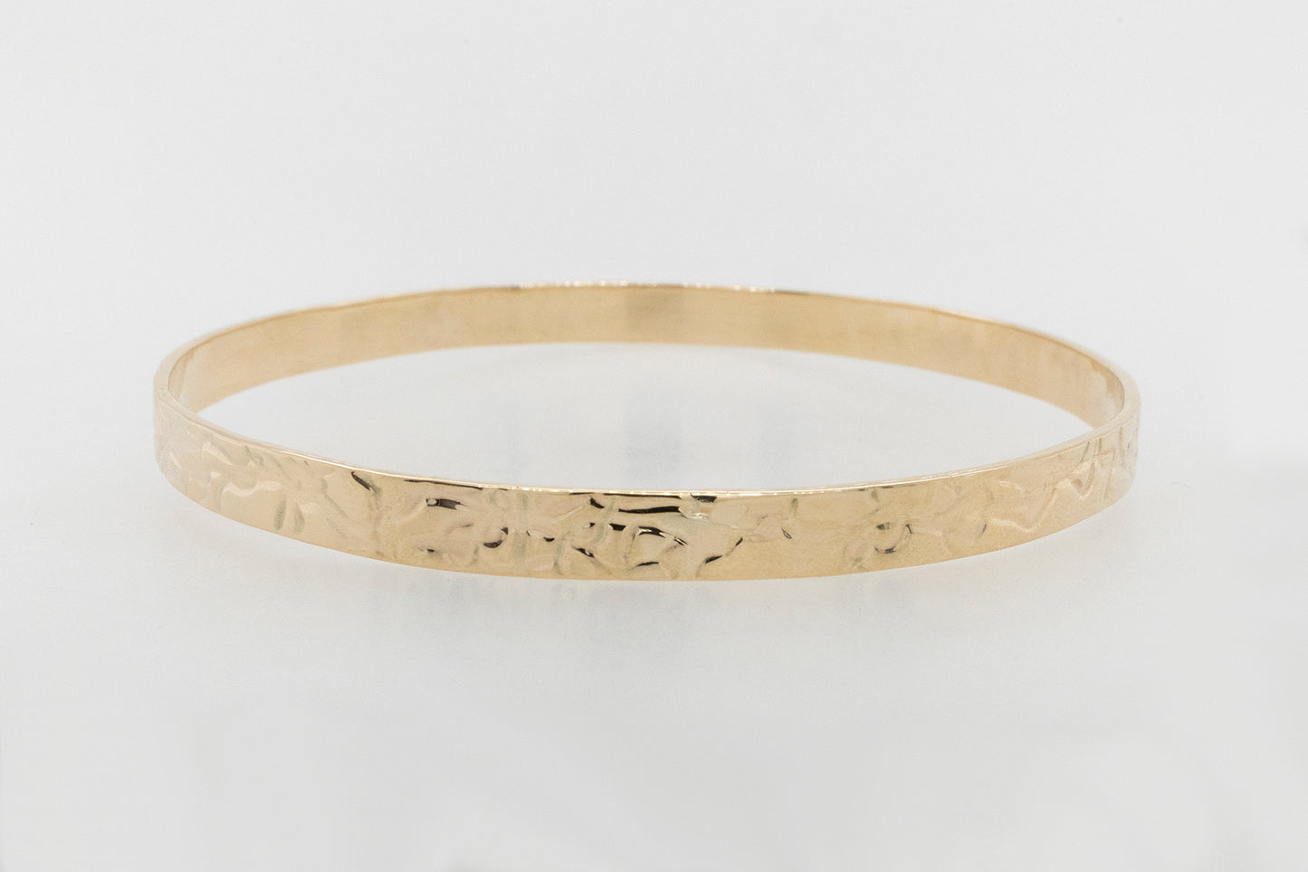 Embossed 5.3mm Solid Gold Bangle