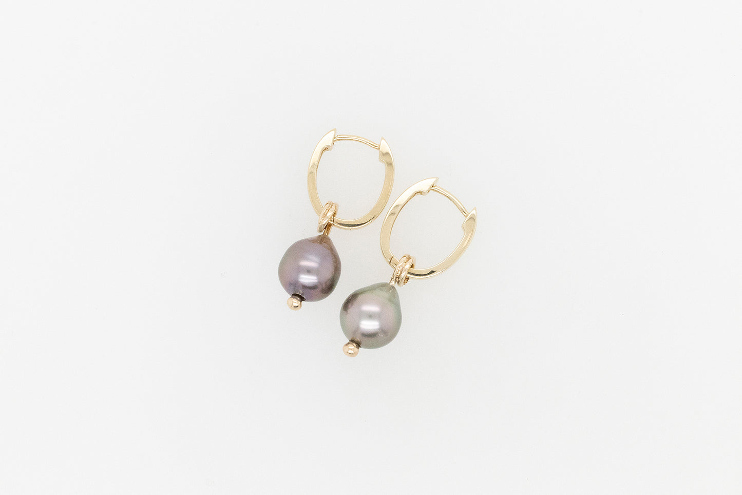 Abrolhos Islands Black Lipped Pearl Huggie Earrings