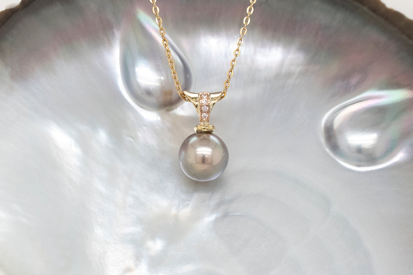 Pink Diamond and Abrolhos Pearl Pendant