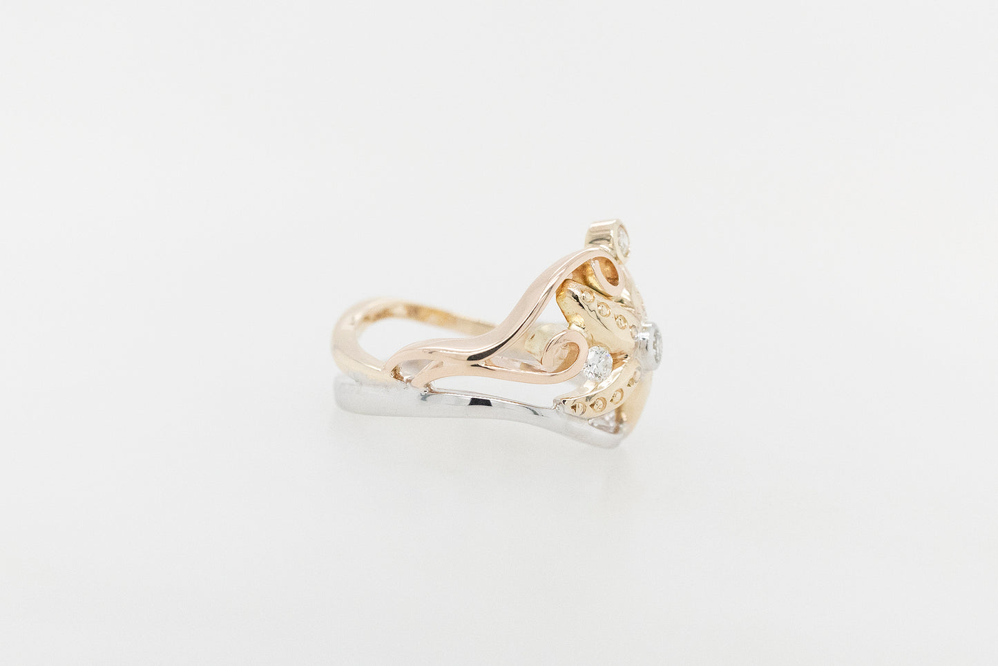 Starfish Diamond Swirl Ring