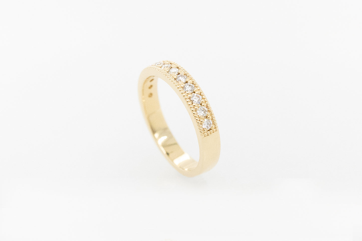 Milgrain-Set Wedding Ring 0.03ct