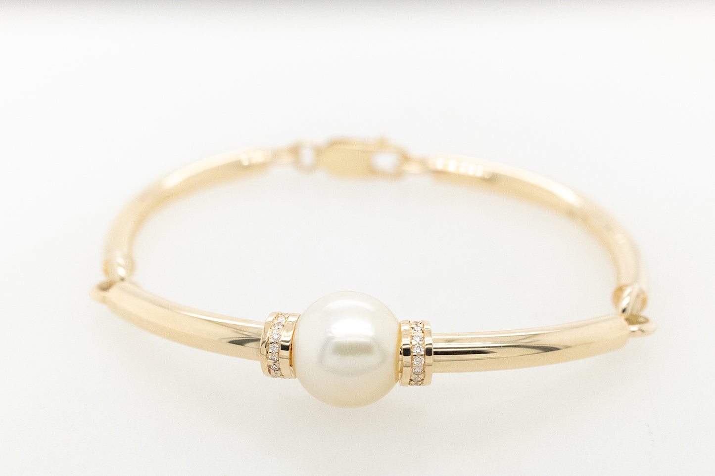 Pearl & Diamond Articulated Bangle