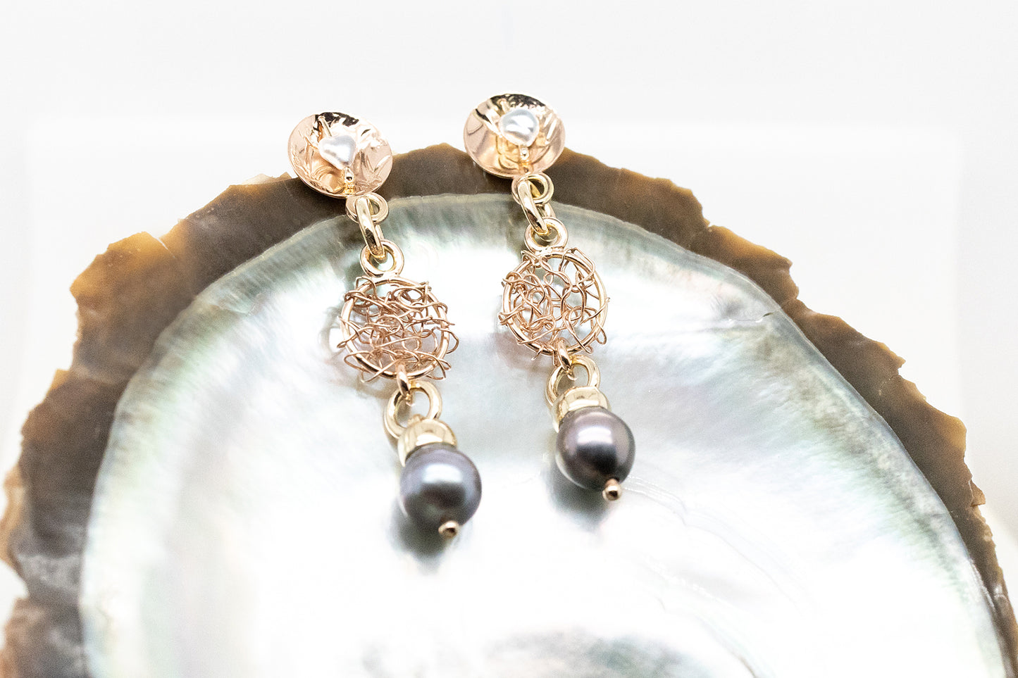 Abrolhos BL Pearl Drop Earrings with French Knitting