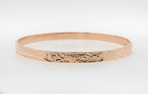 Embossed Bangle 9R