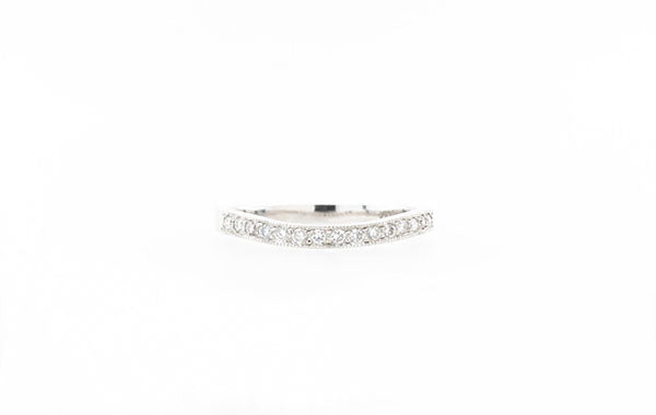 Wedding Ring Curved Diamond 18W