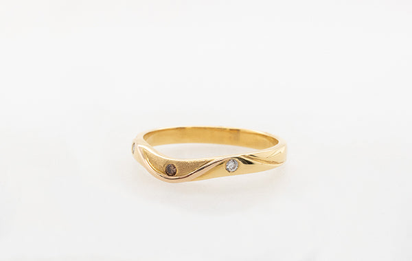 Wedding Ring Textured Champagne Diamond 18YR