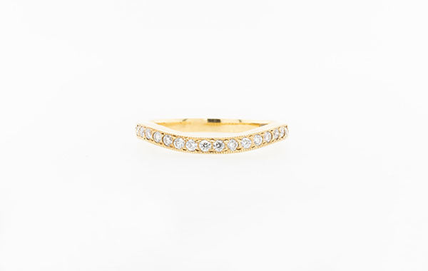 Wedding Ring Curved Diamond 16 x 0.01ct 18Y Matching Eng 